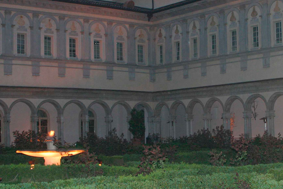 The cloisters of San Simpliciano © Nally Bellati