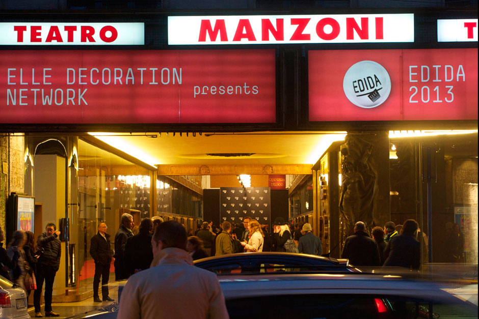External view of teatro Manzoni © ph. Stefano Pavesi