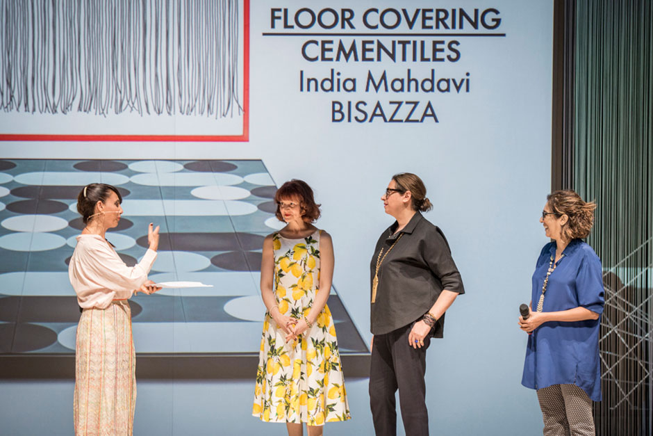 Paola Maugeri, speaker, Rossella Bisazza, Communication Director of  Bisazza, India Mahdavi, designer and Pramiti Mahdavji, Editor-in-Chief at ELLE DECOR India © VALENTINA SOMMARIVA